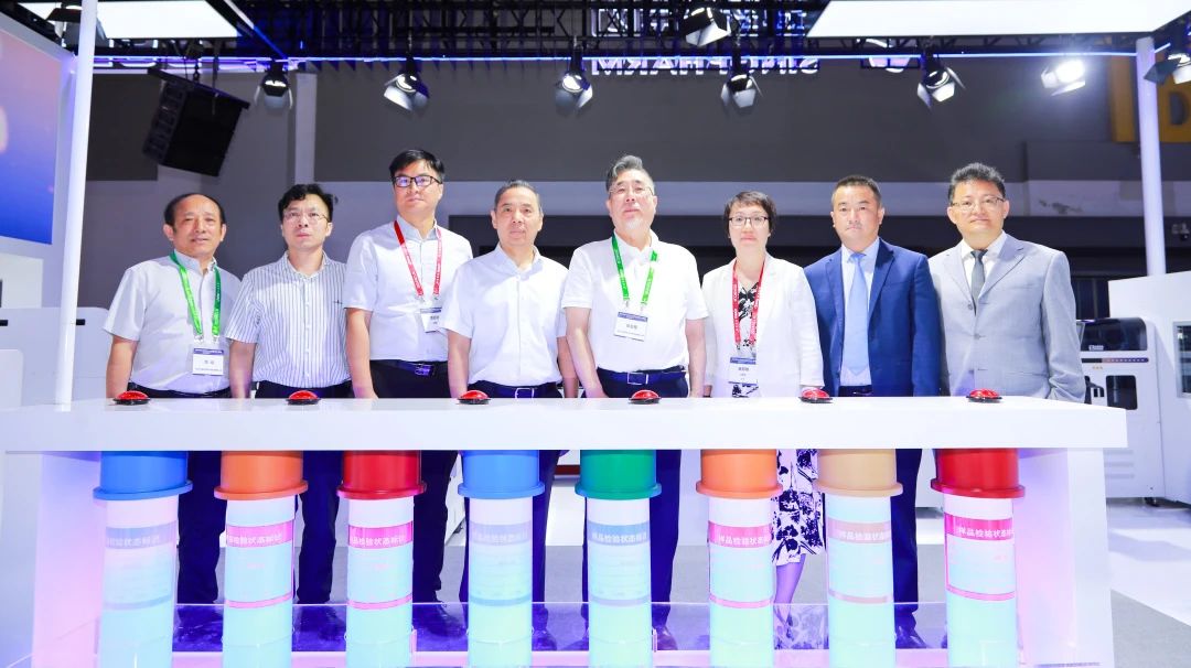 智臻而检 · 自享从容 | 918博天堂生物智能化实验室解决计划上市宣布会乐成召开！